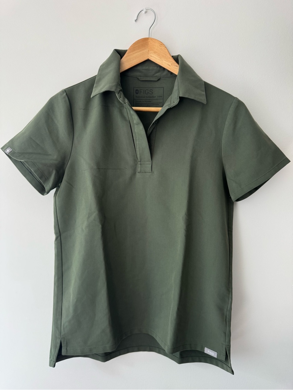 FIGS Technical Collection Olive Moss Green Polo Scrub Top Short Sleeve XXS